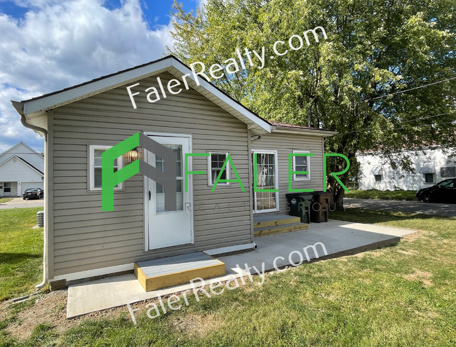 Building Photo - Xenia Home Available Now!