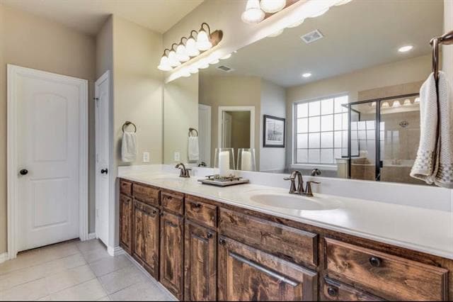 Building Photo - 2517 Erec Dr