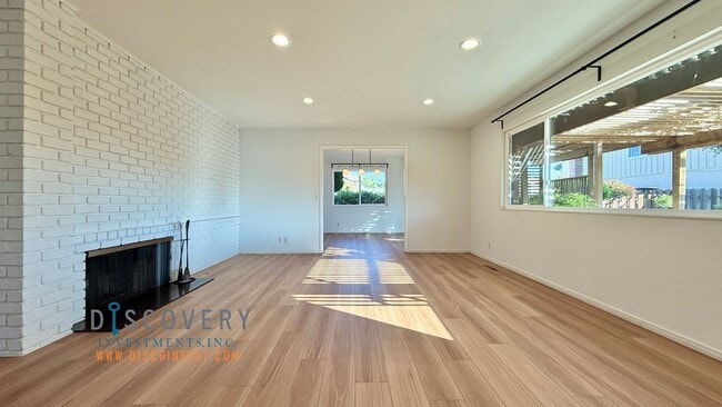 Building Photo - Modern Ranch-Style Retreat in the Oakland ...