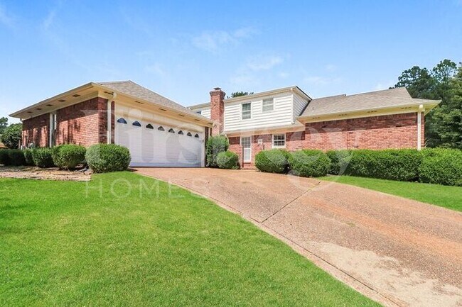 Building Photo - 2369 Penbrook Pl