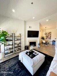 Building Photo - 675 Oak Run Trail