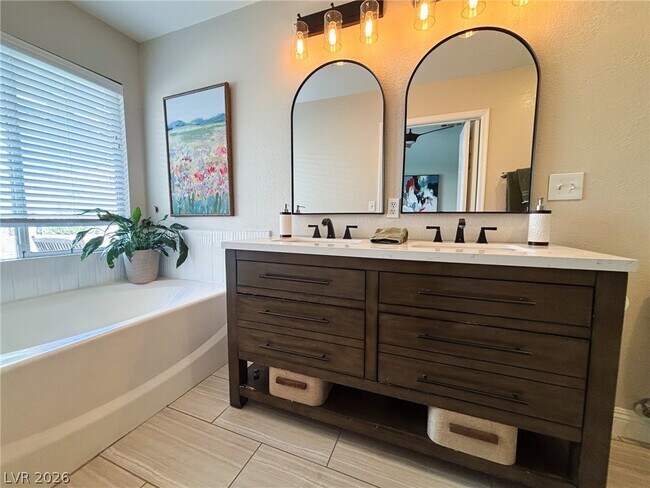 Building Photo - 7868 Fall Harvest Dr
