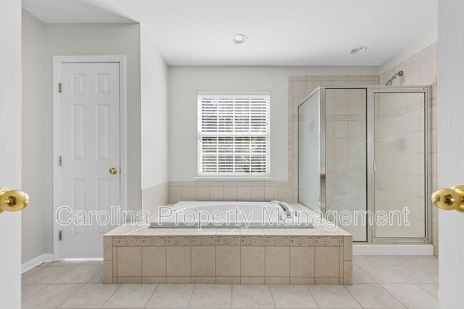 Building Photo - 5006 Rosewater Ln