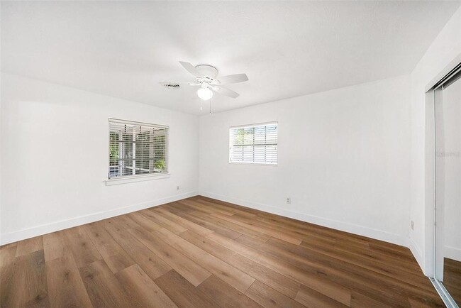 Building Photo - 1100 Snell Isle Blvd NE