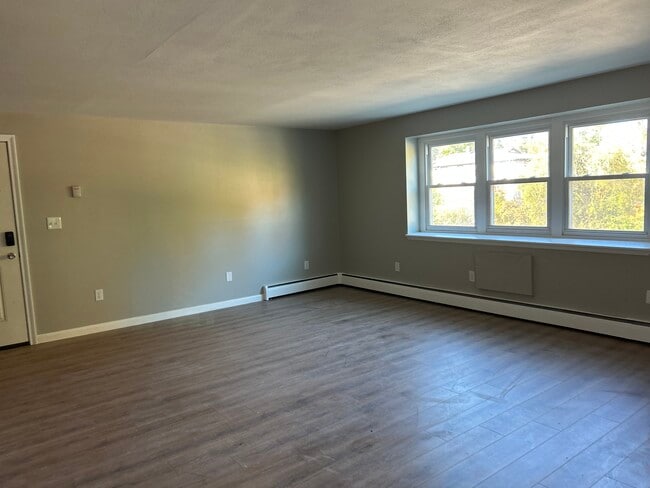 Building Photo - 130B Clinic Dr