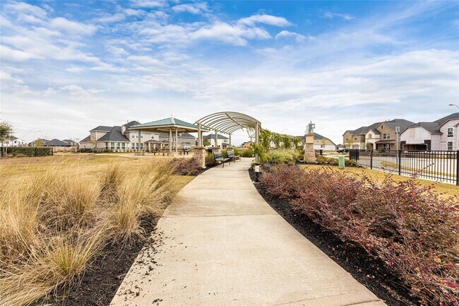 Building Photo - 503 Spring Flower Ct