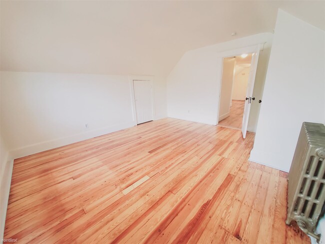 Building Photo - 2 br, 1 bath Condo - 74 Lafayette St Apt 3