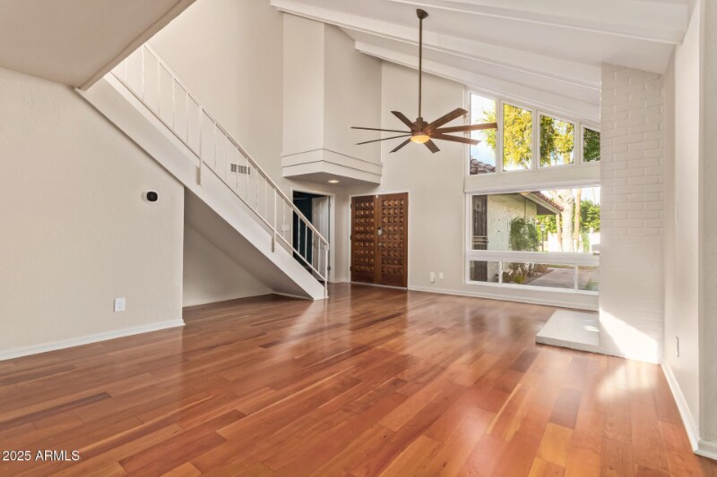 Building Photo - 5730 N Scottsdale Rd