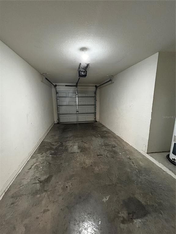Building Photo - 6961 Hawthorne Trace Ln