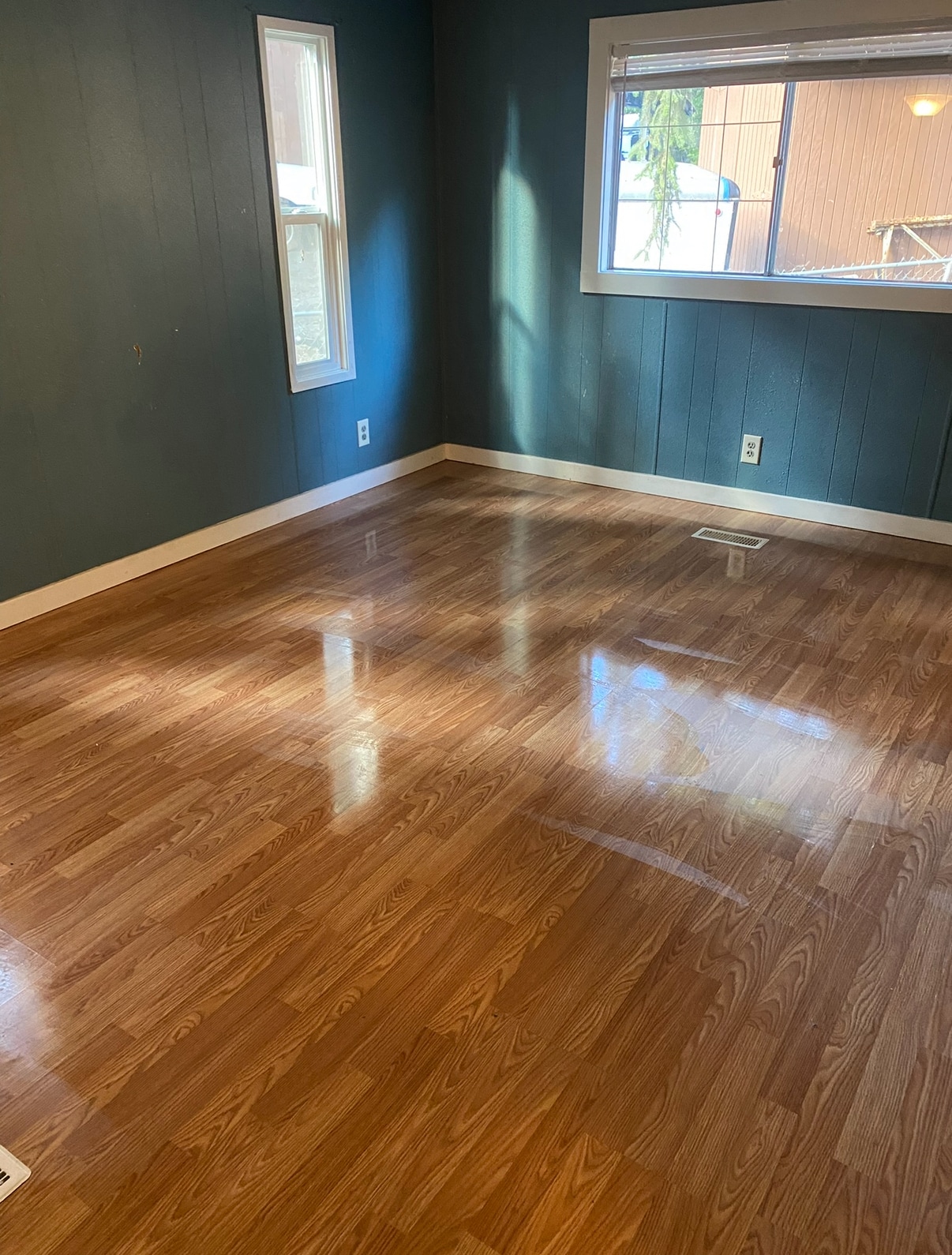 Building Photo - 11409 205th Ave E