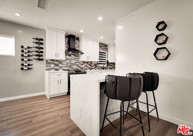 Building Photo - 12827 Sylvan St