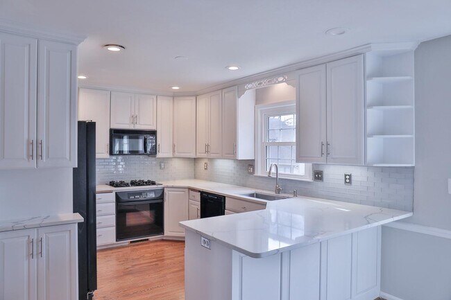 Building Photo - 5423 Rilian Ct