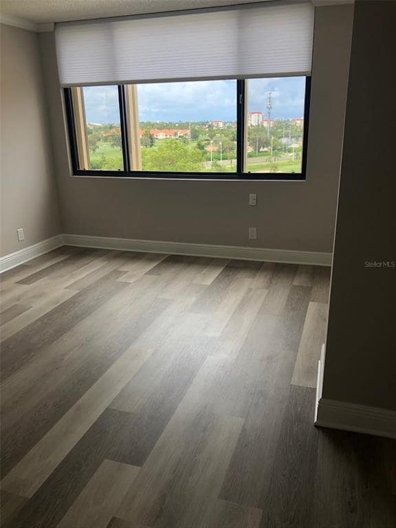 Building Photo - 6322 Palma Del Mar Blvd S