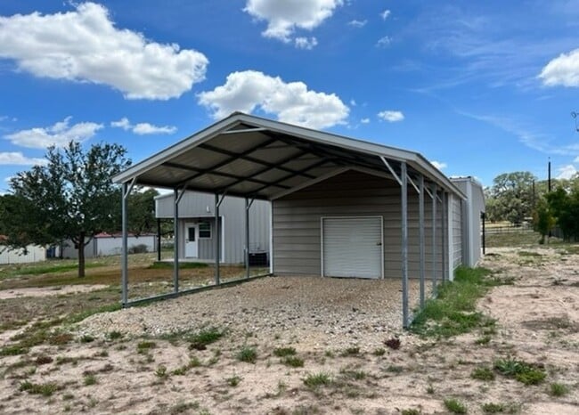 Building Photo - 2-Bedroom Barndominium
