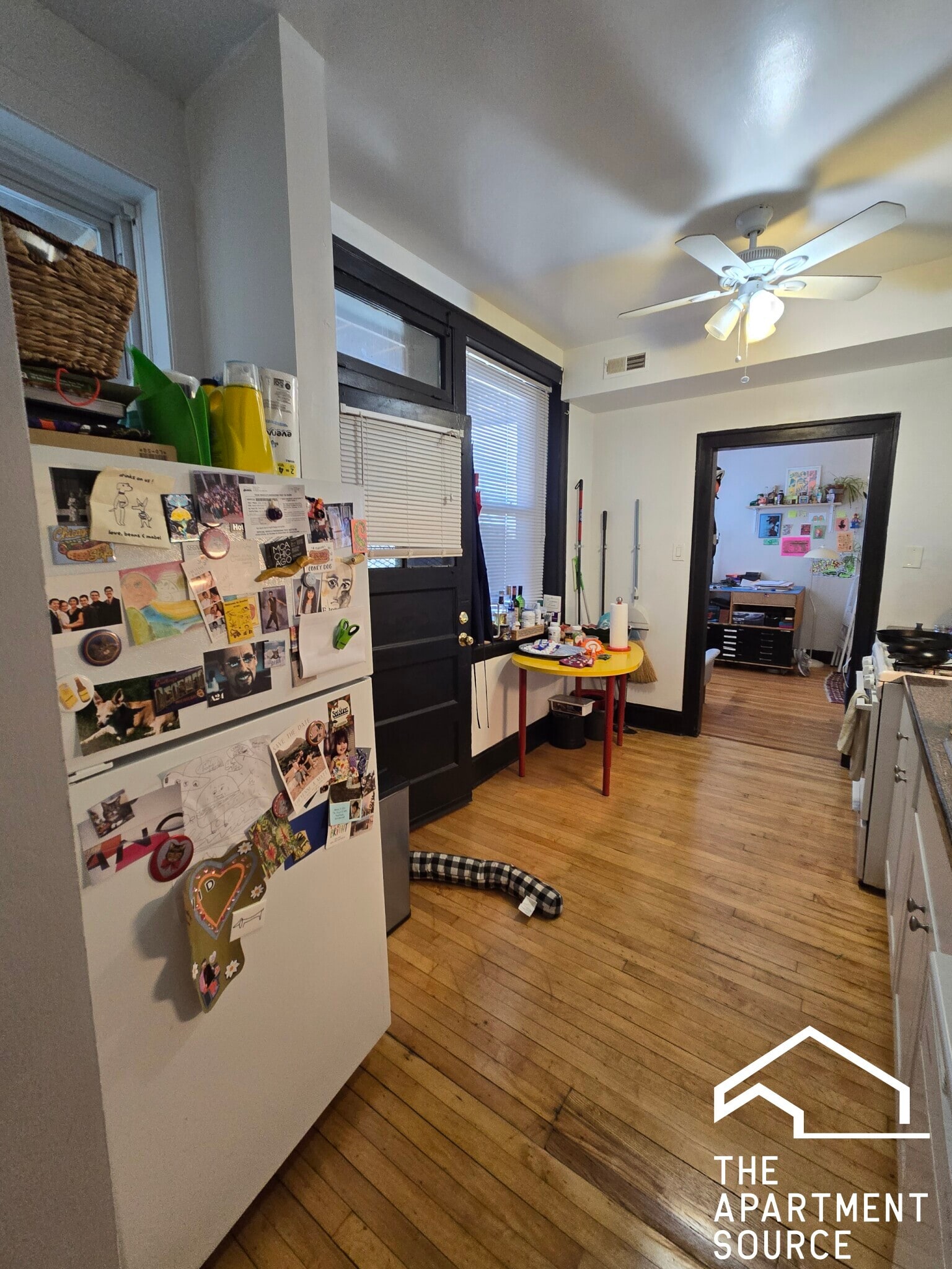 Building Photo - 2474 W Pensacola Ave