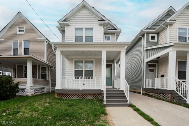 Primary Photo - 12027 Wade Park Ave