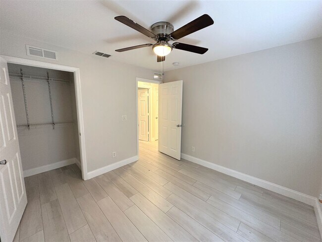 Building Photo - PB - Terrace Avenue Land Trust (2645 TA)