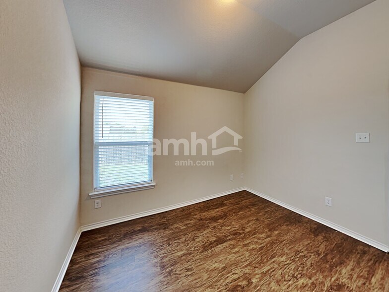 Building Photo - 1228 Rosedale Springs Ln