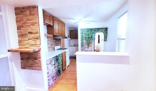 Building Photo - 1055 Indiana Ave