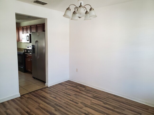 Building Photo - 1836 Eagle Pines Circle