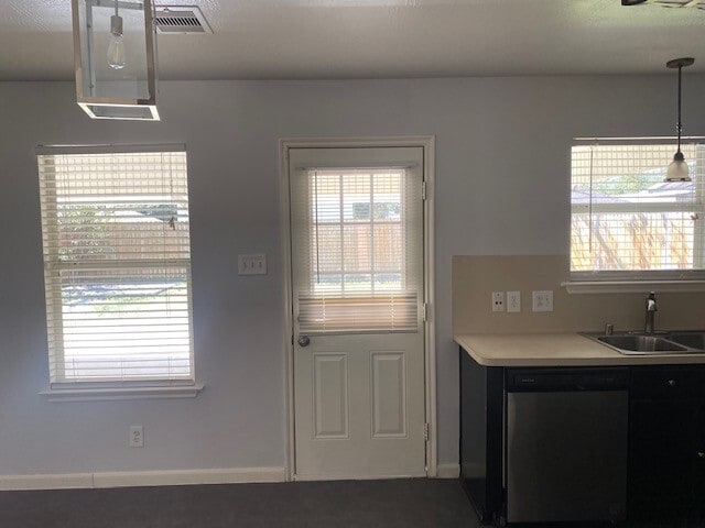 Building Photo - 18911 Brownstone Mills Dr