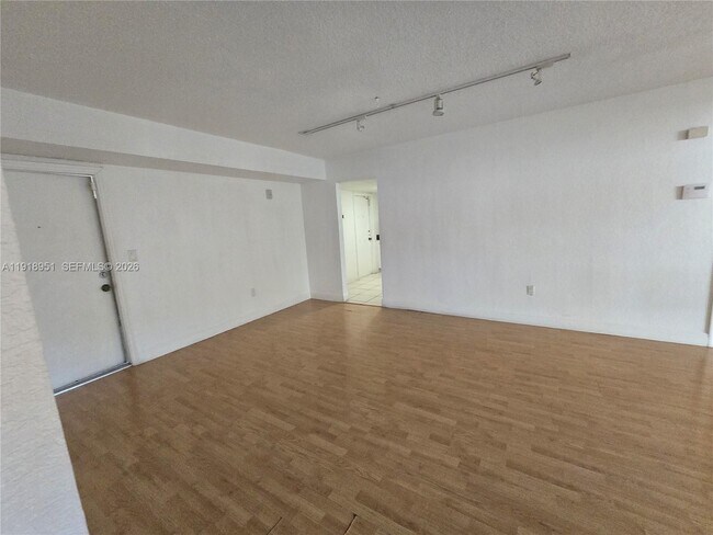 Building Photo - 7925 SW 104th St