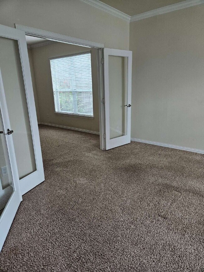 Building Photo - Spacious 4-Bed Home in Friendly Katy Cul-d...