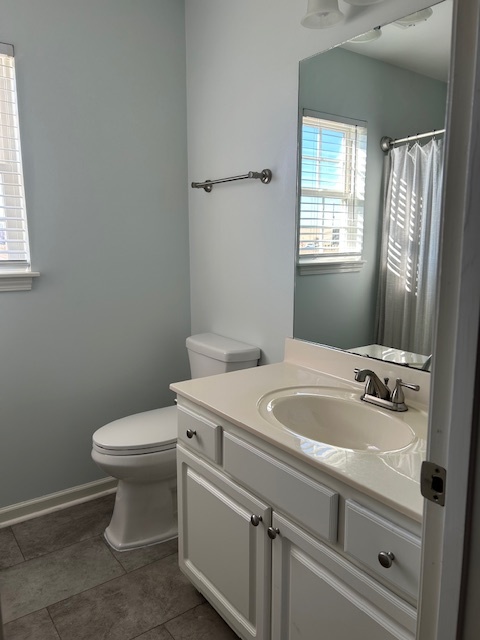 Shared Bath 2nd Floor - 1205 Porter Pl