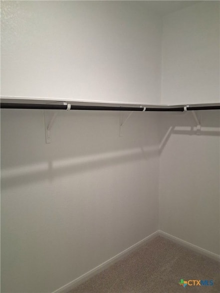 Building Photo - 253 Villars Dr