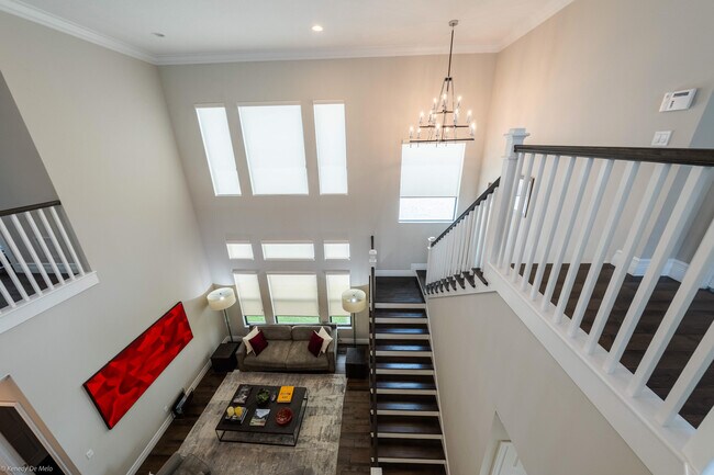 Building Photo - 9368 Eden Roc Ct