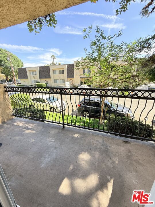 Building Photo - 5257 Radford Ave