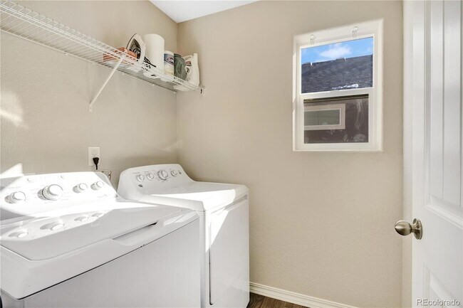Building Photo - 10733 Calista Wy