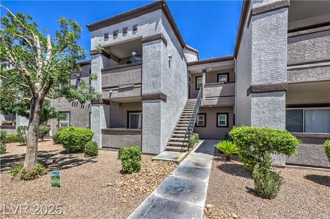 Building Photo - Las Vegas Condo For Rent