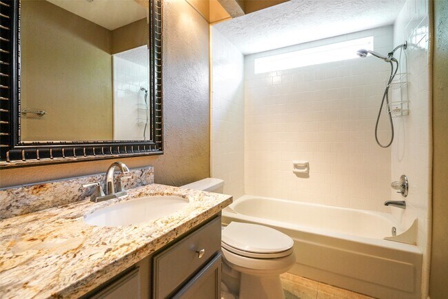 Building Photo - 3406 Cape Forest Dr