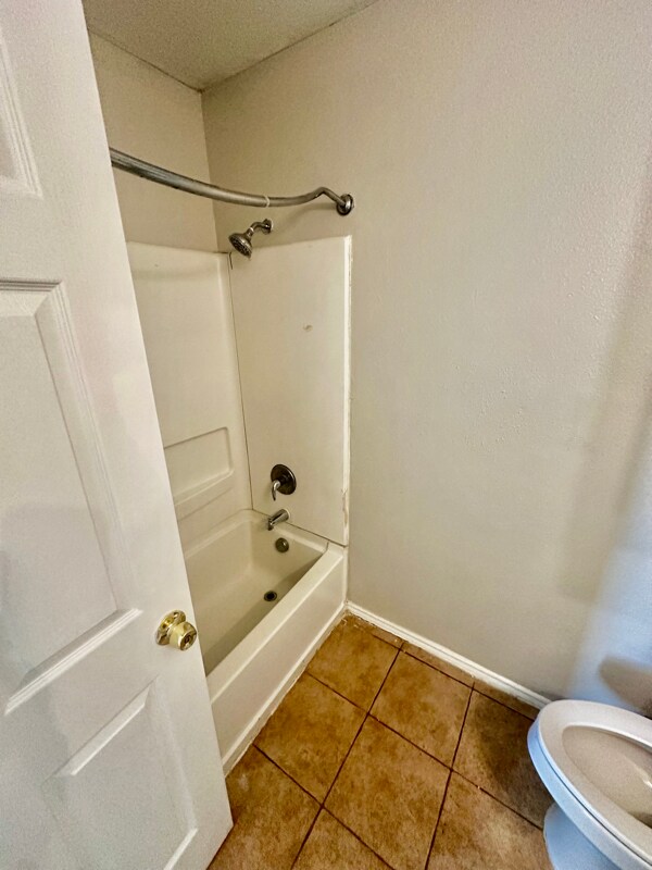 Building Photo - 768 Avondale Ave