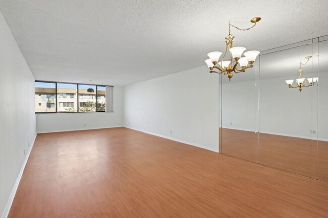 Building Photo - 8030 Hampton Blvd