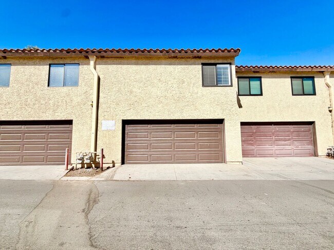 Building Photo - 25524 Sharp Dr