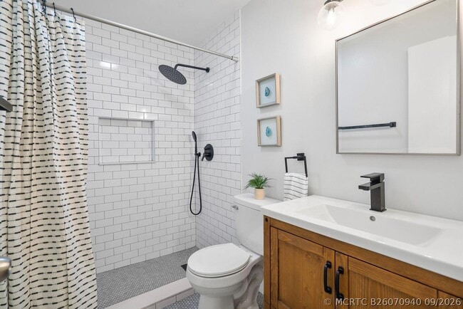 Building Photo - 13095 Belhaven Ct