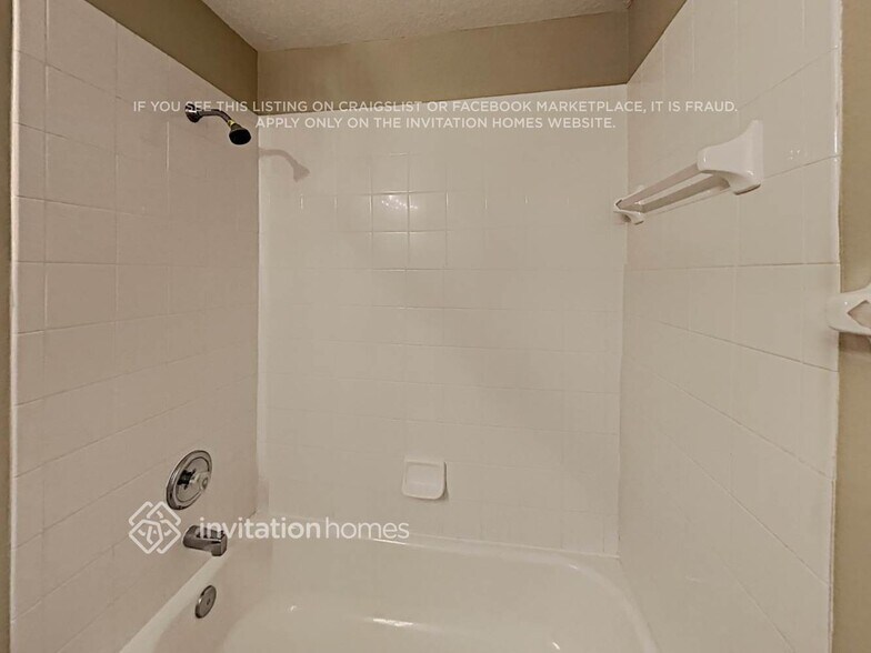 Building Photo - 12326 Cedarfield Dr