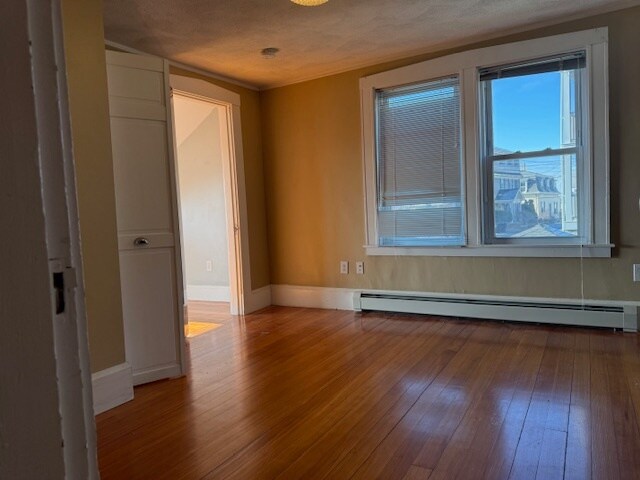 Building Photo - 106 Rockland St