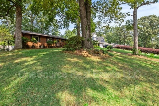 Building Photo - 5070 Crowe Dr SE