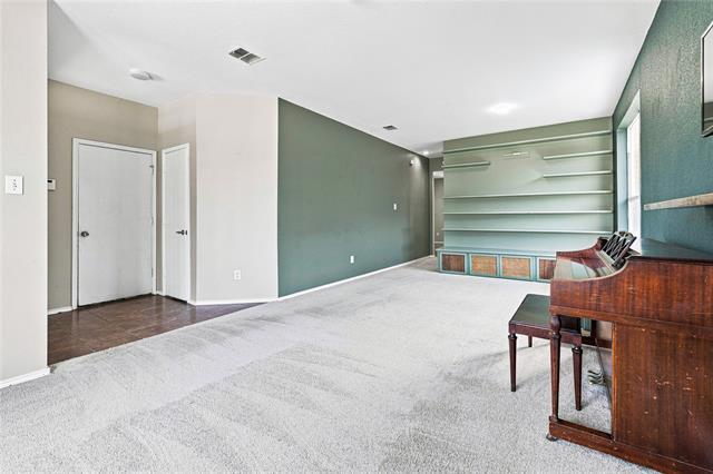 Building Photo - 2833 Wakecrest Dr