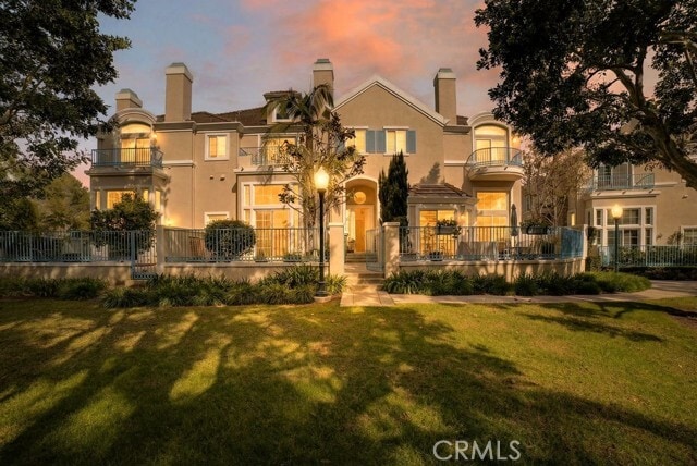 Building Photo - 3 Chandon