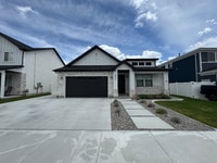 Building Photo - 2957 S 2600 W St