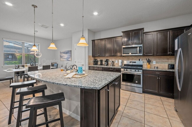 Building Photo - 5552 Misty Oak Cir