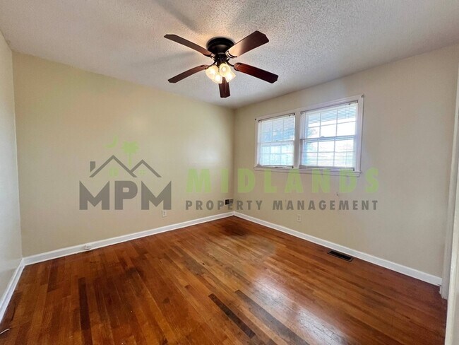 Building Photo - 1217 Faraway Dr