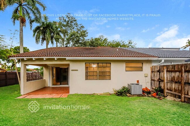 Building Photo - 20015 W Oakmont Cir