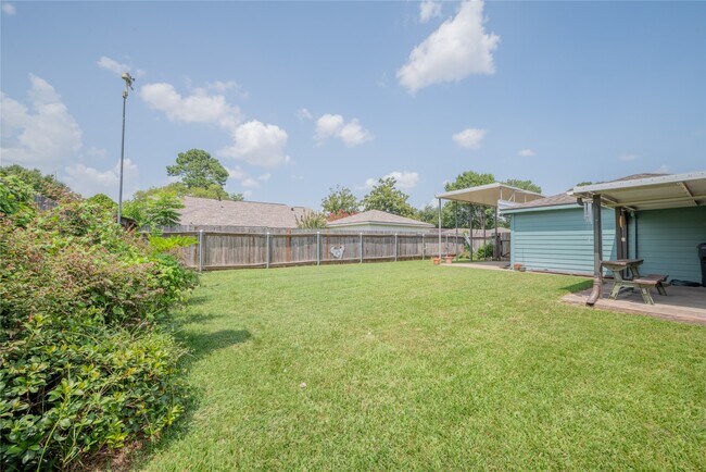 Building Photo - 9202 Benning Dr