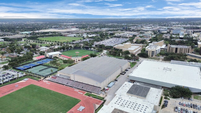 Building Photo - 3613 Rosalie St