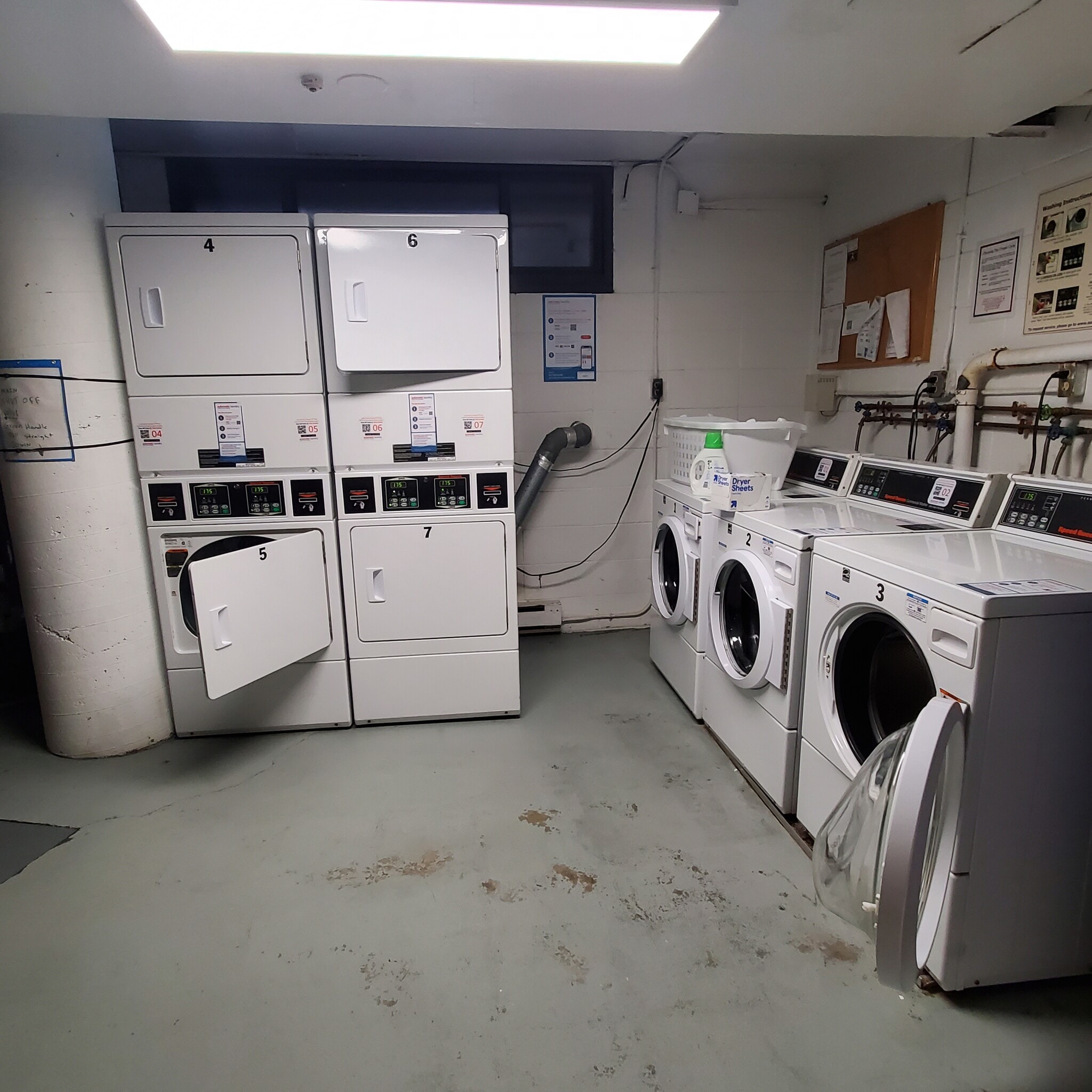 Laundry Facilities - 45 Trowbridge St